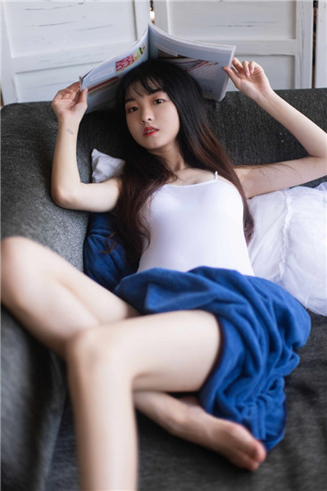 樱花草WWW视频免费播放版